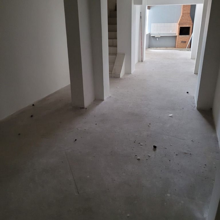 Sobrado à venda com 3 quartos, 120m² - Foto 2