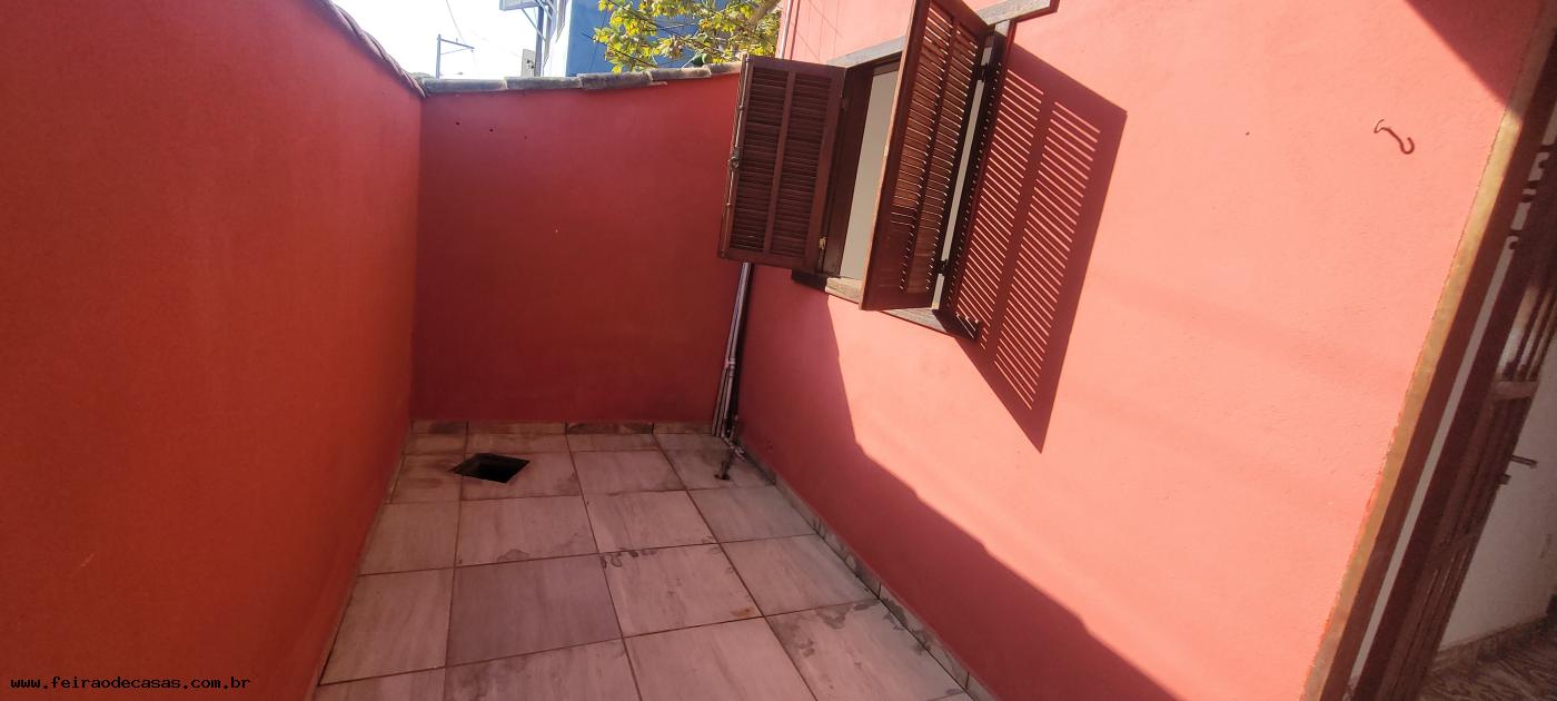 Sobrado à venda com 3 quartos, 180m² - Foto 10