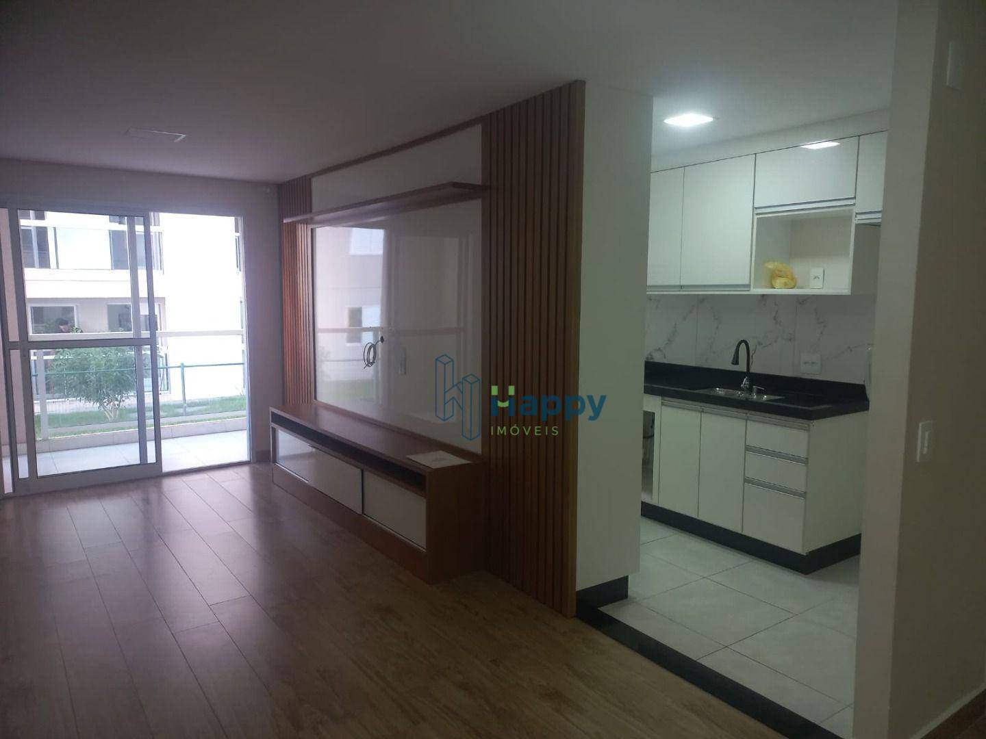 Apartamento à venda com 3 quartos, 80m² - Foto 1