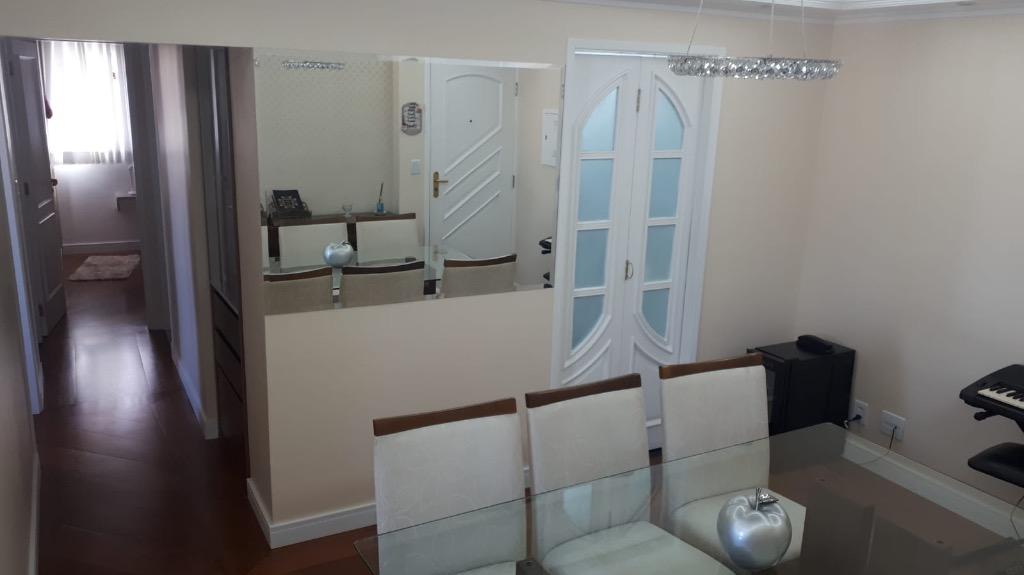 Apartamento à venda com 3 quartos, 74m² - Foto 2