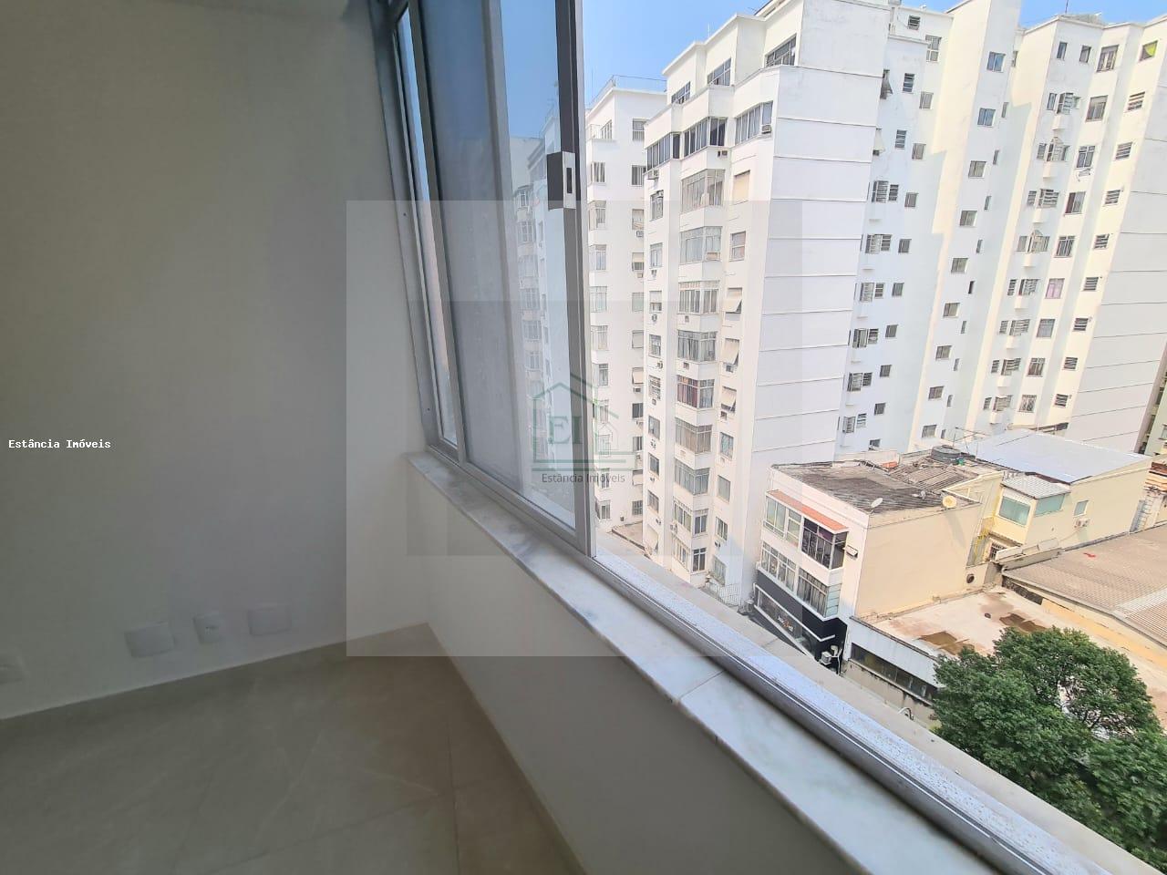 Apartamento à venda com 1 quarto, 45m² - Foto 1