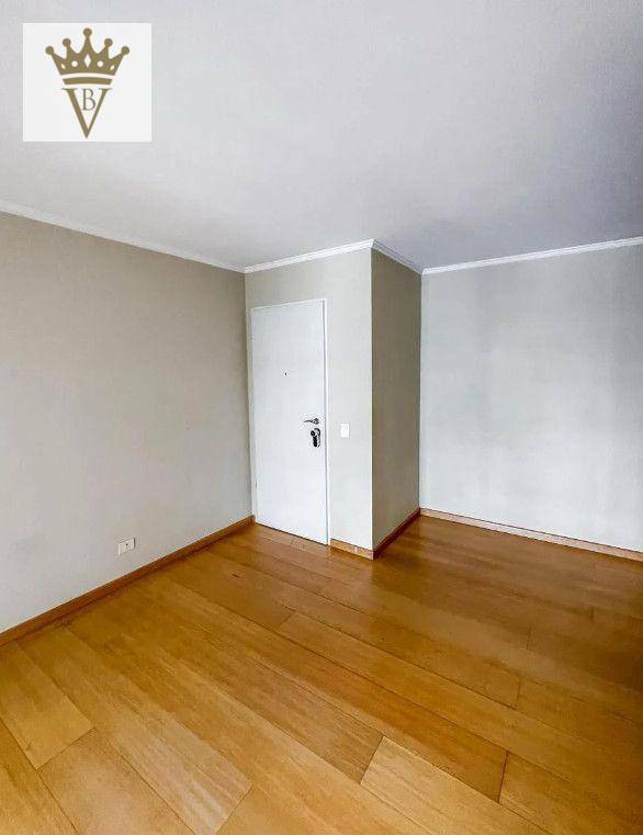 Apartamento à venda com 2 quartos, 67m² - Foto 2