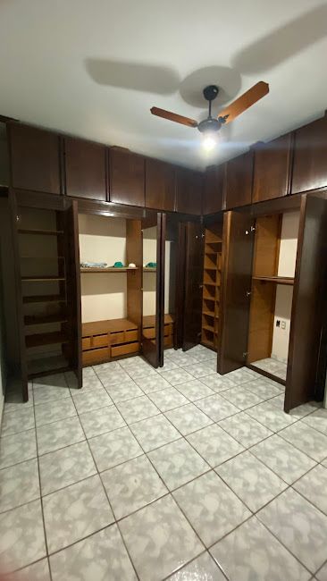 Casa para alugar com 2 quartos, 140m² - Foto 10