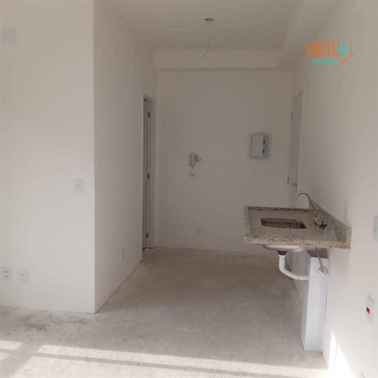 Apartamento à venda com 1 quarto, 27m² - Foto 8