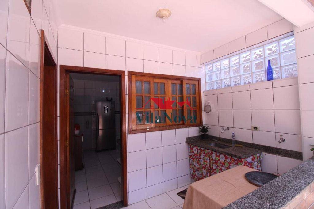 Casa à venda com 3 quartos, 191m² - Foto 5