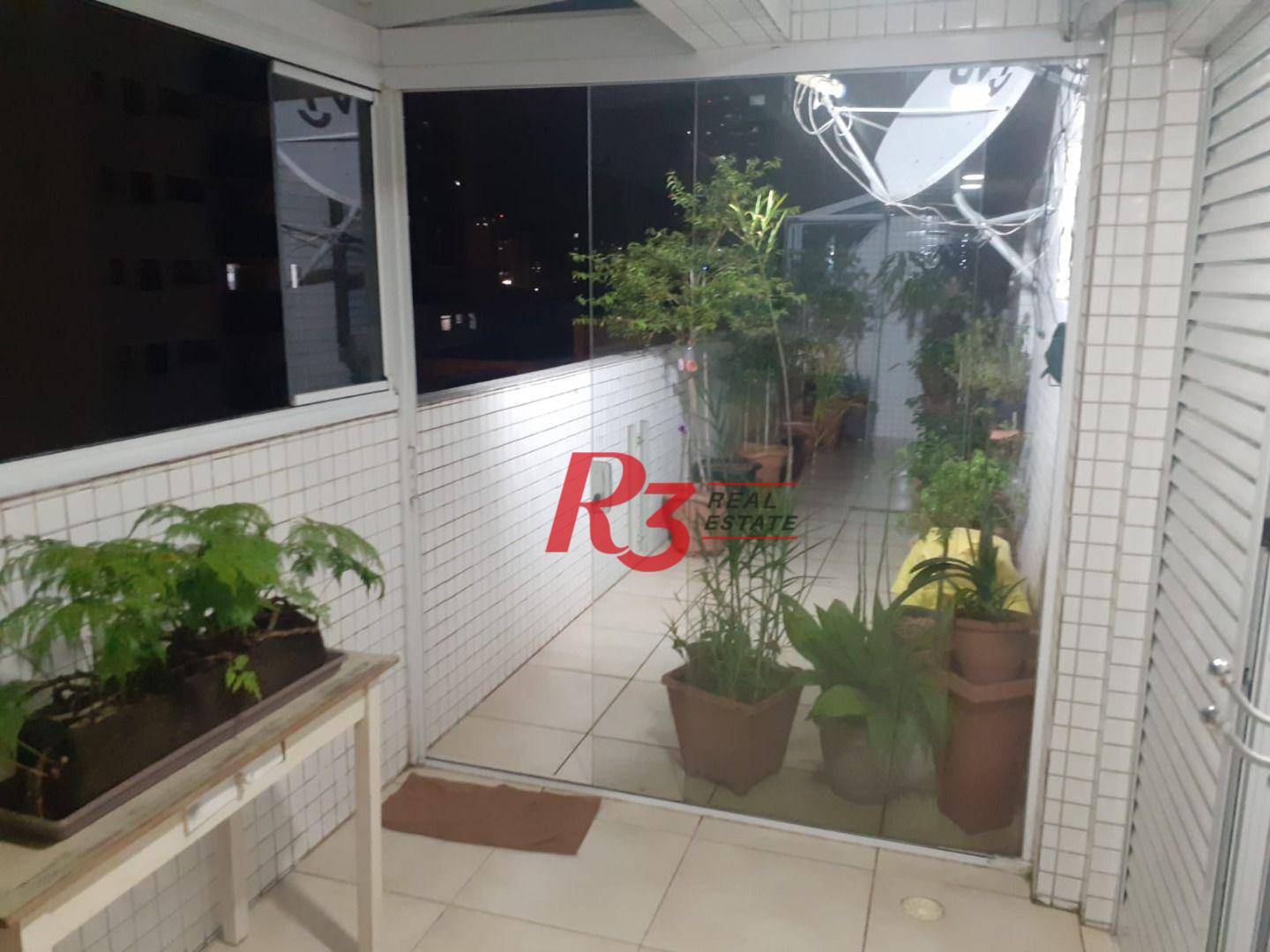 Apartamento à venda com 3 quartos, 145m² - Foto 5