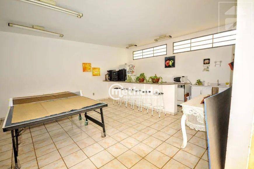 Casa à venda com 6 quartos, 700m² - Foto 49