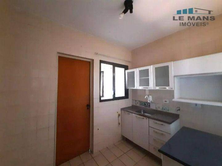 Apartamento à venda com 3 quartos, 203m² - Foto 7