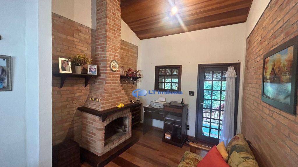 Chácara, 2 quartos, 2372 m² - Foto 5