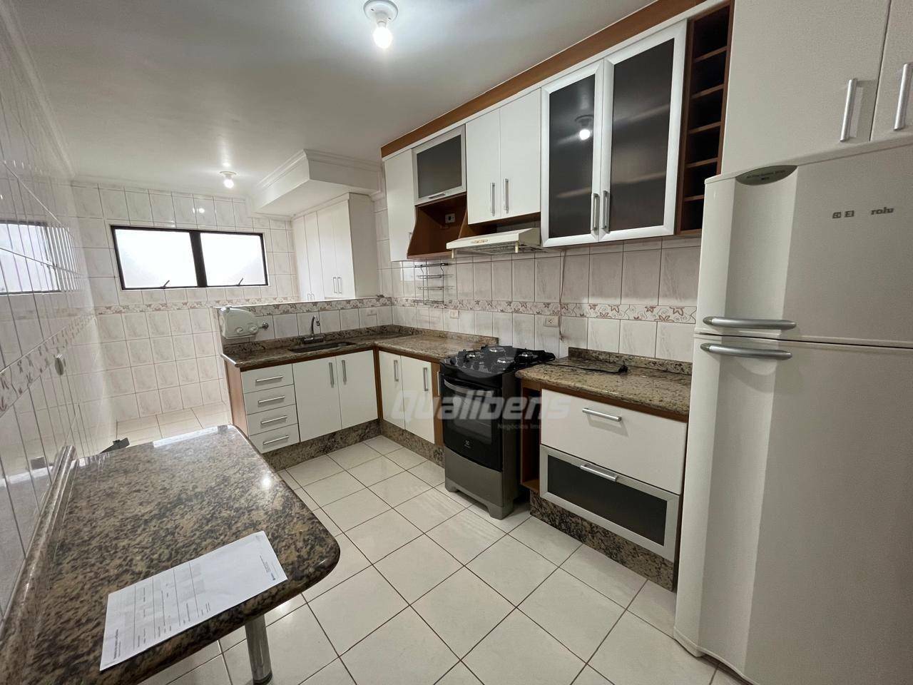 Apartamento para alugar com 2 quartos, 70m² - Foto 5