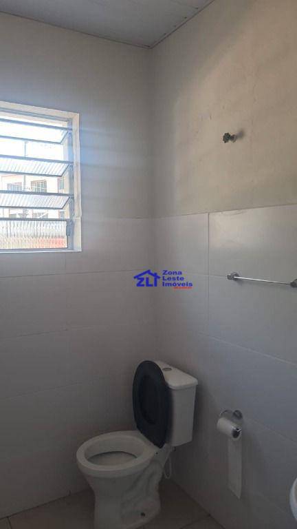 Apartamento para alugar com 2 quartos, 70m² - Foto 12