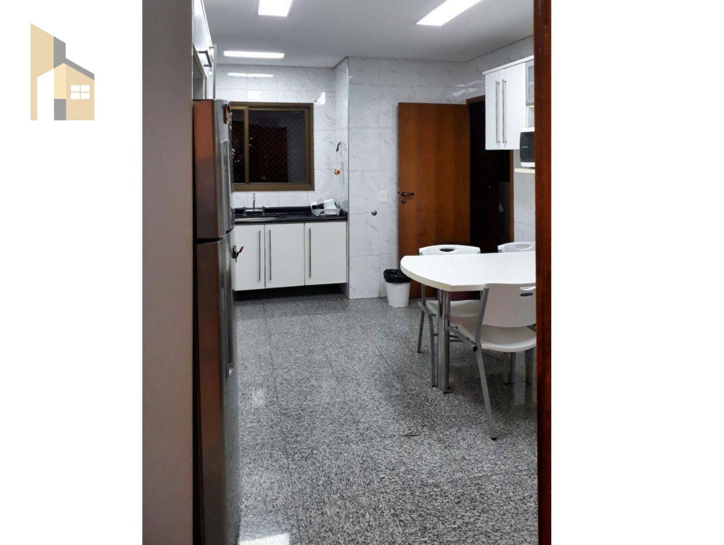 Apartamento à venda com 3 quartos, 145m² - Foto 15