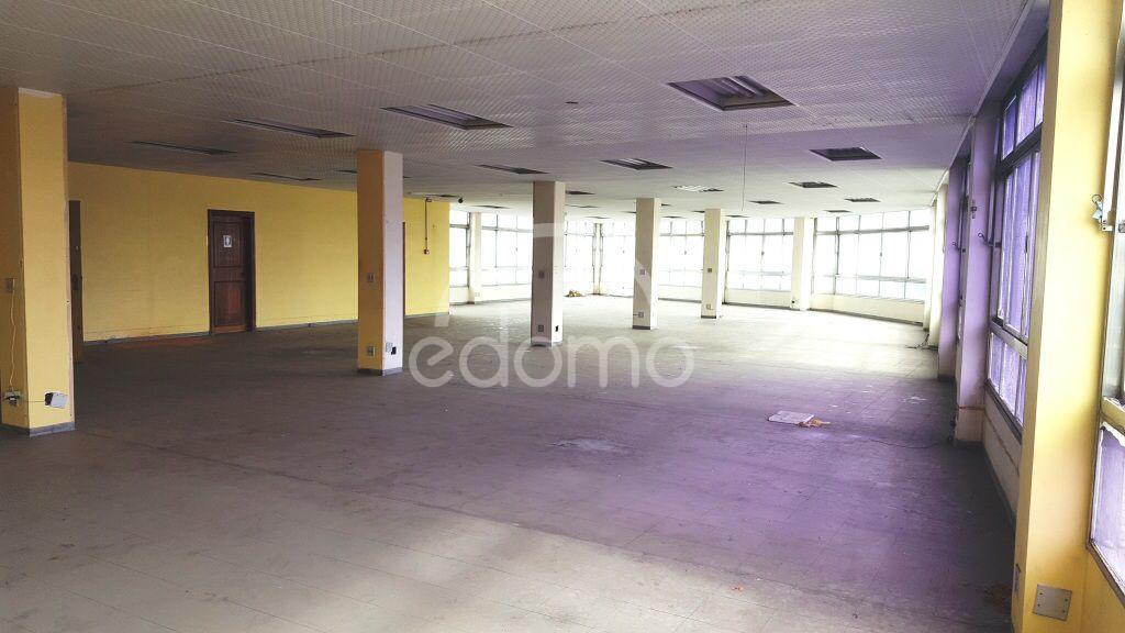 Prédio Inteiro para alugar, 2220m² - Foto 3