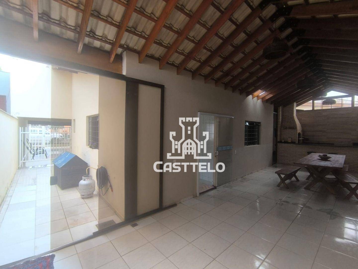 Casa à venda com 3 quartos, 260m² - Foto 20