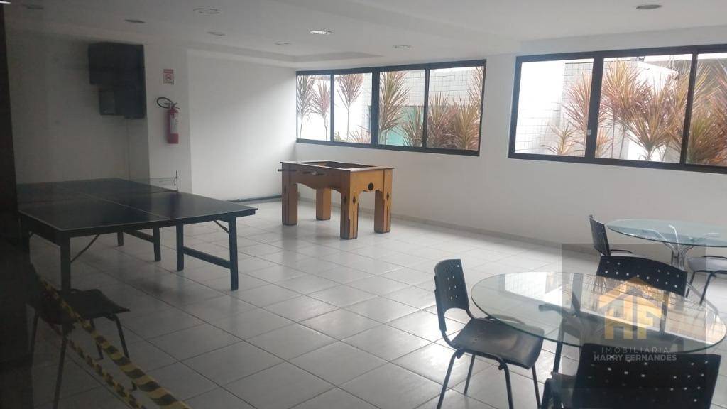 Apartamento à venda com 2 quartos, 66m² - Foto 14