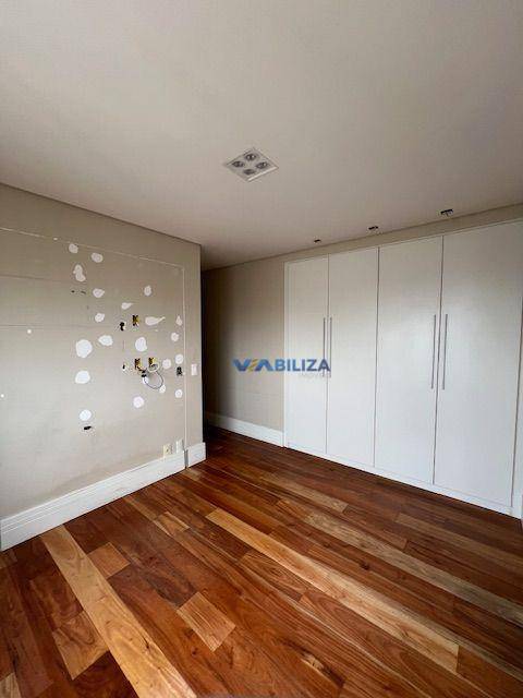 Apartamento à venda com 3 quartos, 264m² - Foto 33