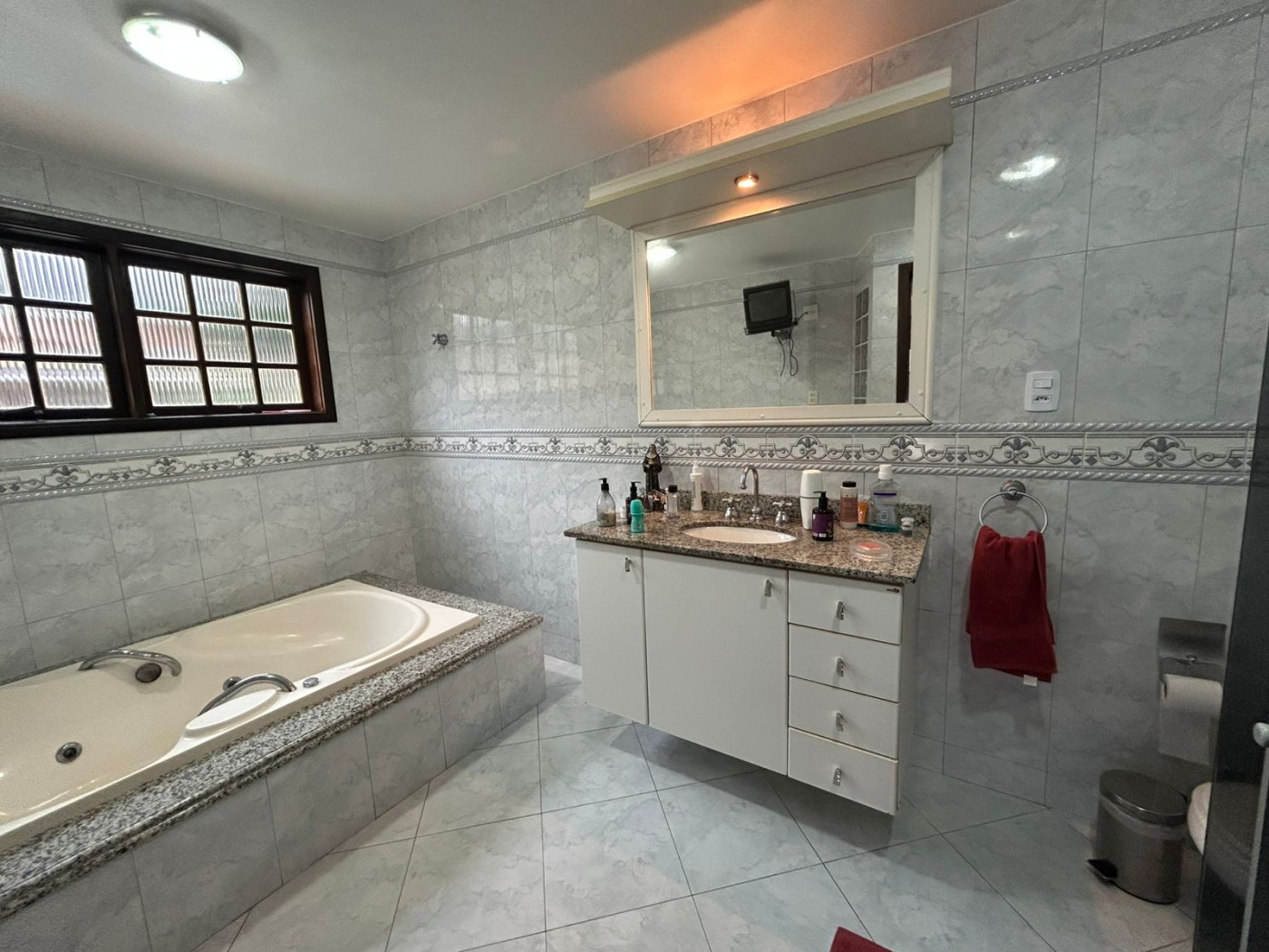 Casa à venda com 4 quartos, 109m² - Foto 31