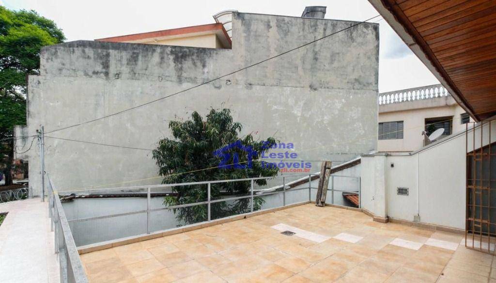 Casa à venda e aluguel com 6 quartos, 450m² - Foto 32