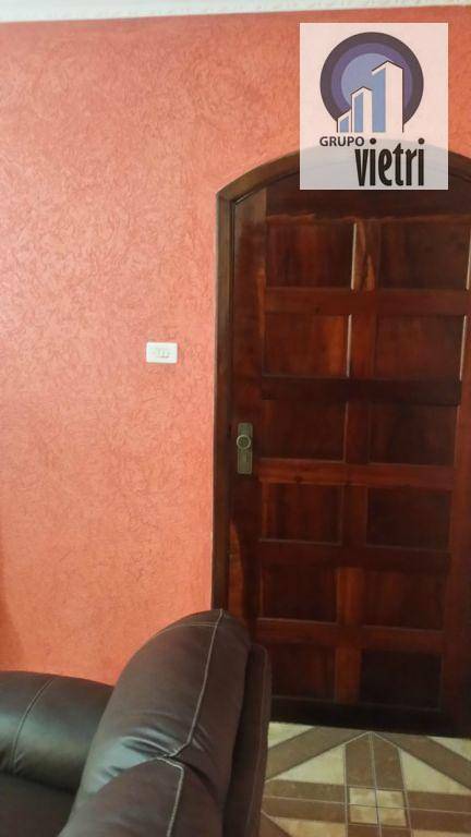 Sobrado à venda e aluguel com 3 quartos, 100m² - Foto 25