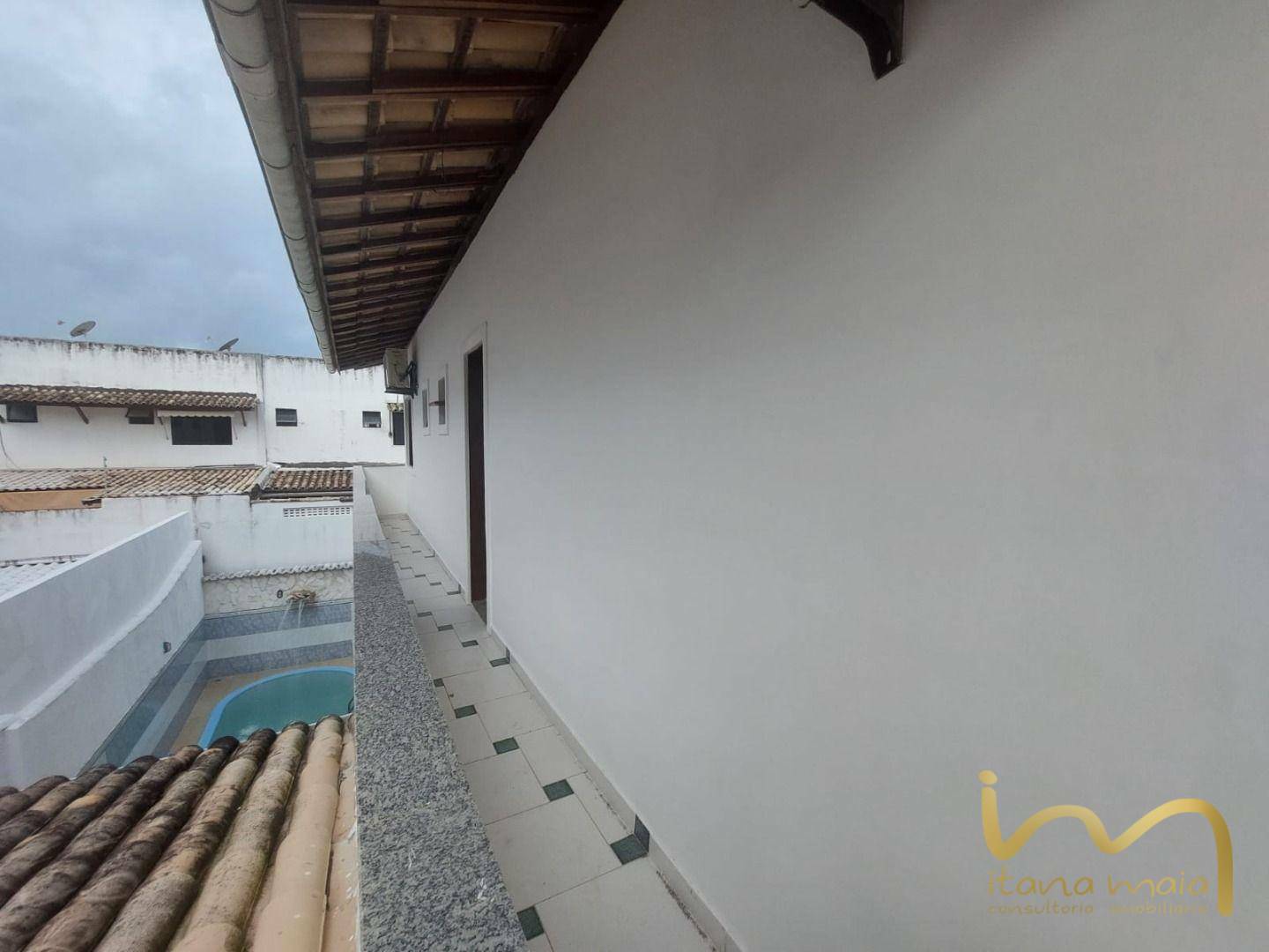 Casa à venda com 6 quartos, 380m² - Foto 30