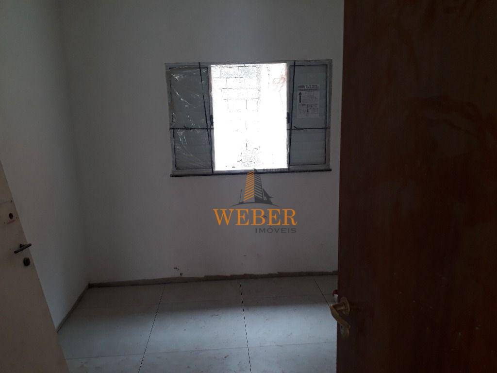 Casa à venda com 2 quartos, 80m² - Foto 9