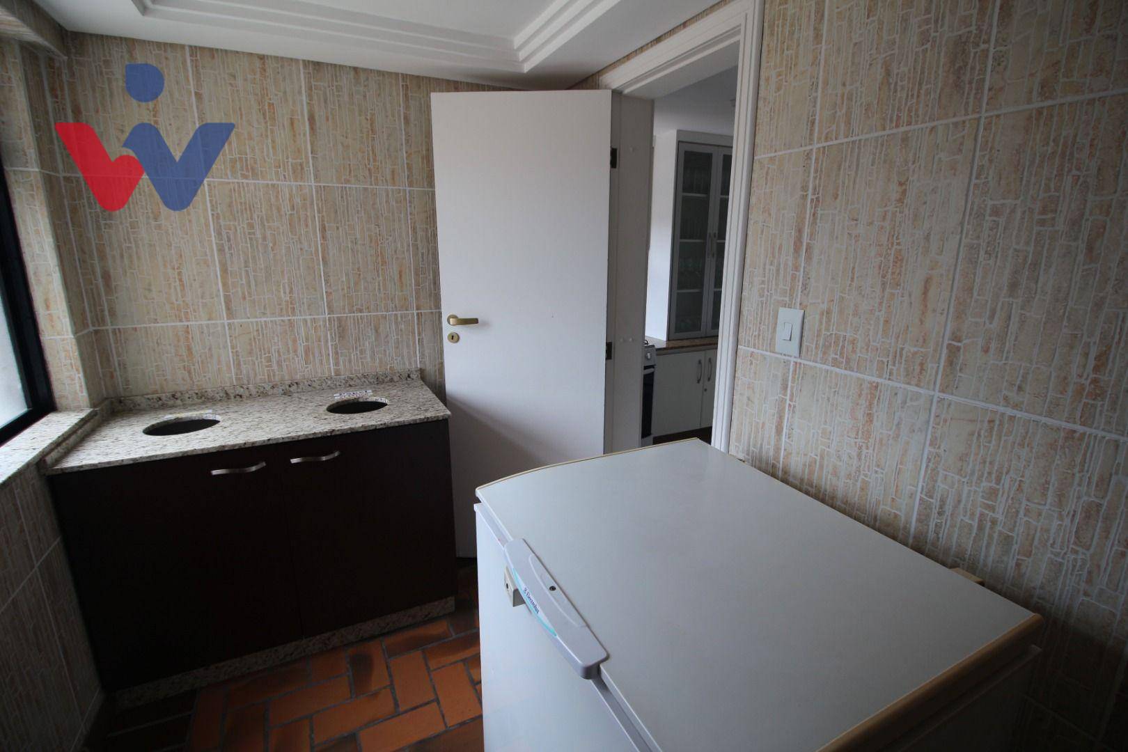 Apartamento à venda com 4 quartos, 106m² - Foto 46