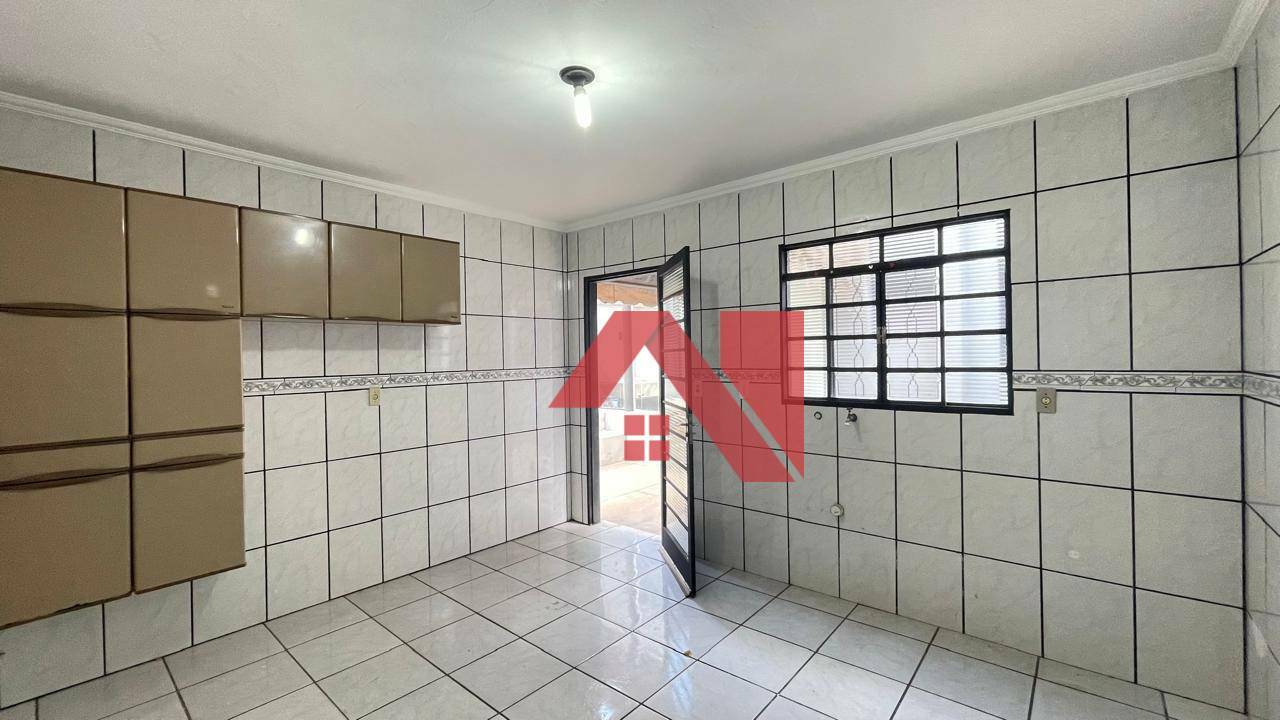 Casa à venda com 4 quartos, 177m² - Foto 30