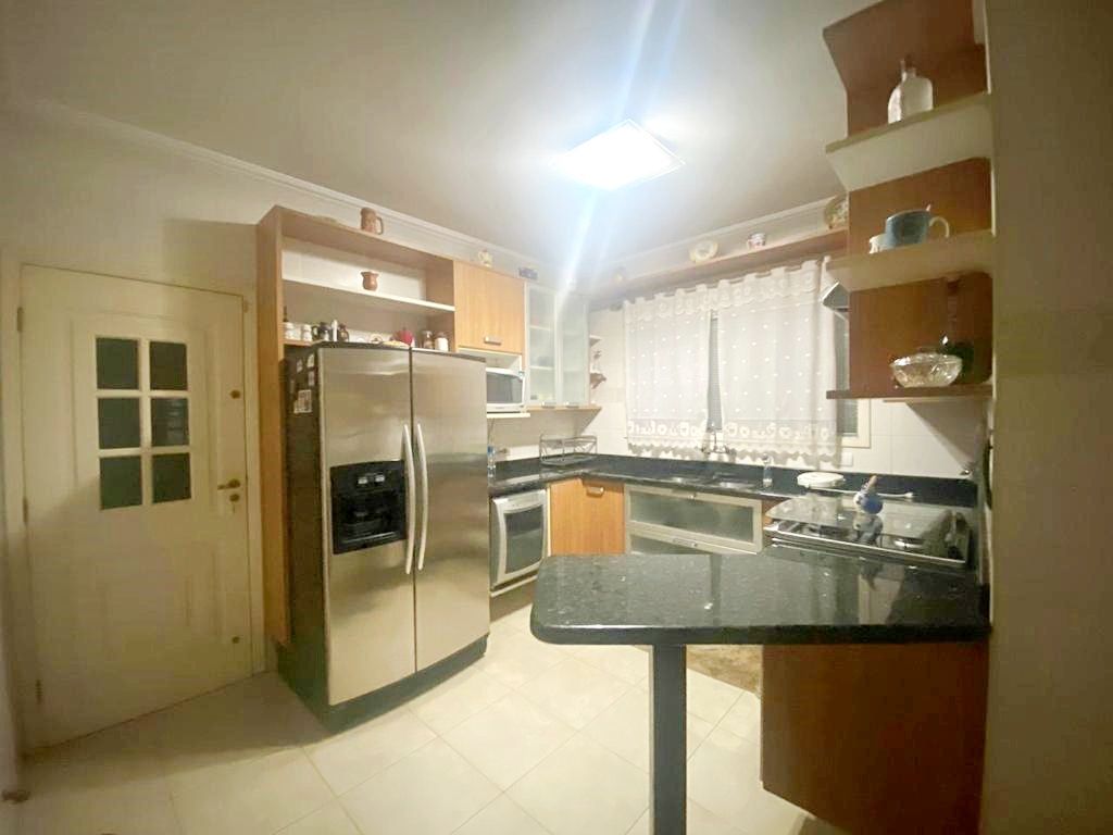 Casa de Condomínio à venda com 4 quartos, 650m² - Foto 10