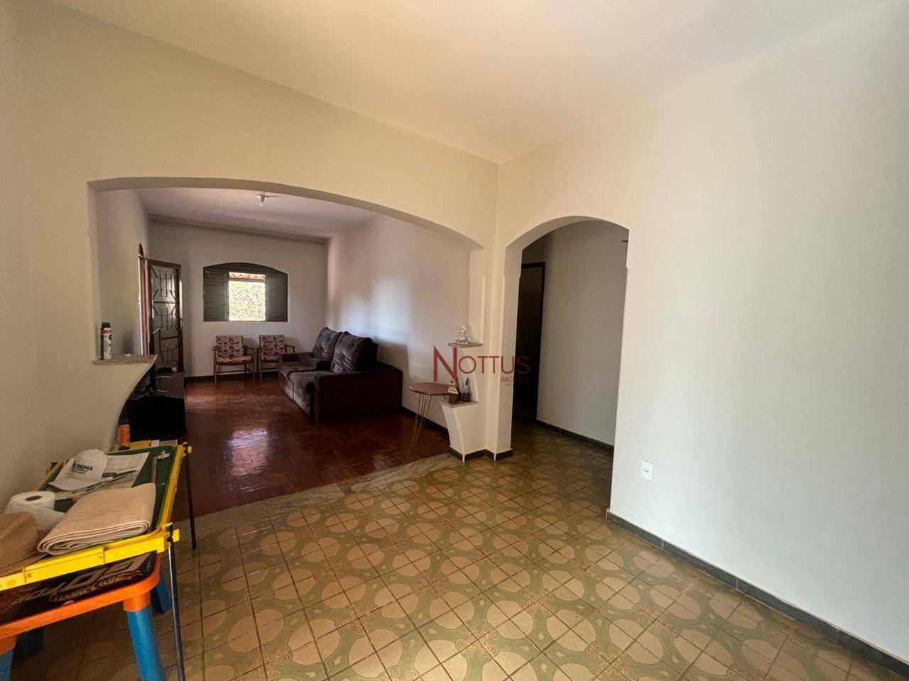 Casa à venda com 3 quartos, 250m² - Foto 6