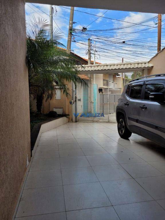 Sobrado à venda com 3 quartos, 200m² - Foto 5