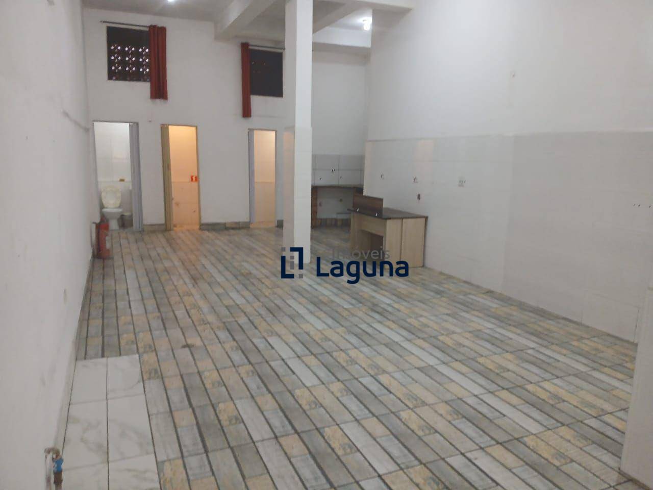 Loja-Salão, 80 m² - Foto 1