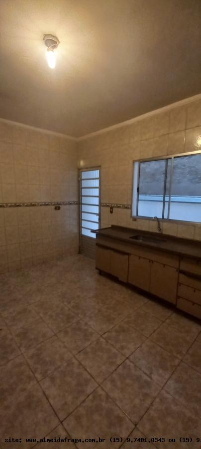 Casa para alugar com 3 quartos, 150m² - Foto 29