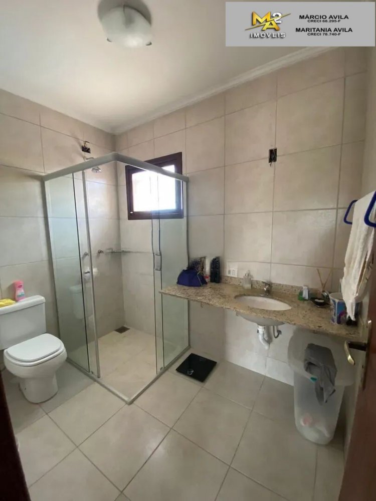 Casa à venda com 4 quartos, 300m² - Foto 7