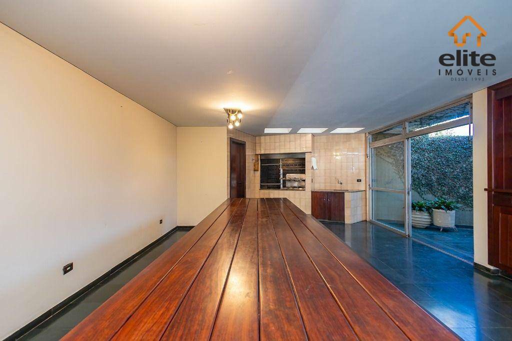 Casa à venda e aluguel com 4 quartos, 352m² - Foto 28