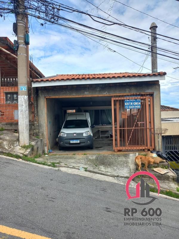 Casa à venda com 2 quartos, 125m² - Foto 1