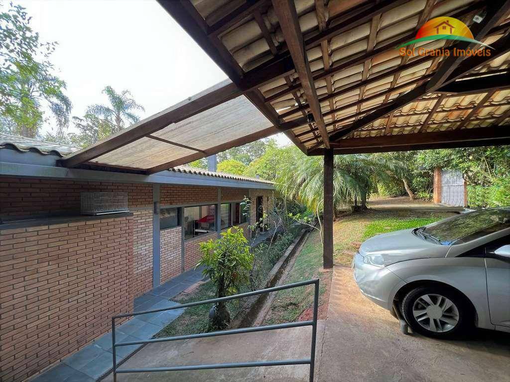 Casa de Condomínio à venda com 3 quartos, 382m² - Foto 3