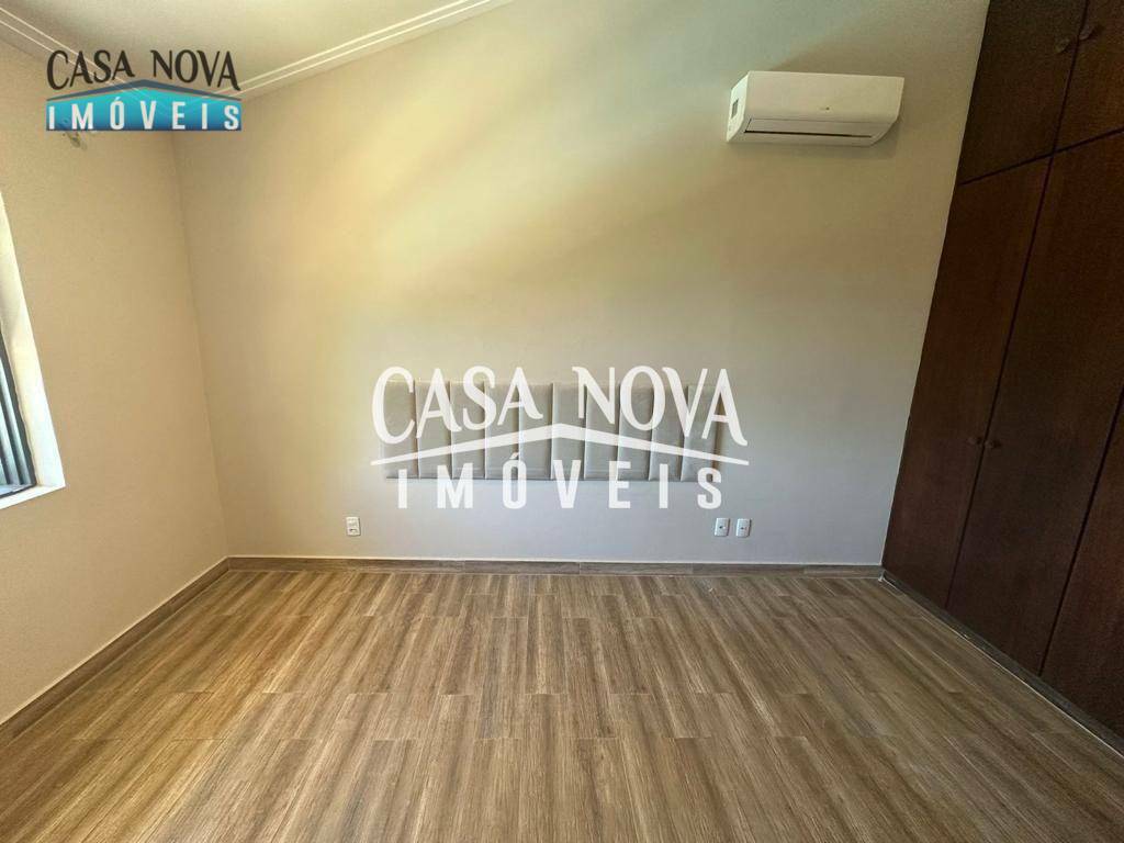 Casa de Condomínio para alugar com 3 quartos, 350m² - Foto 21