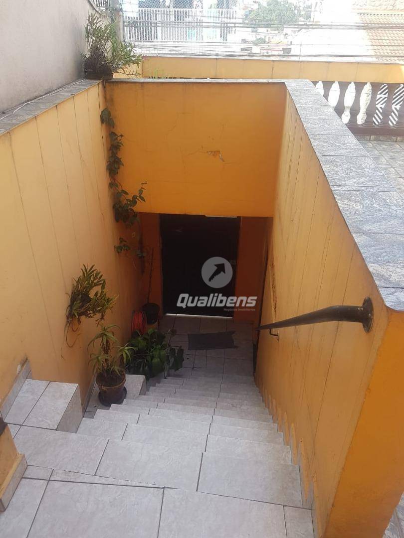 Sobrado à venda com 3 quartos, 190m² - Foto 4