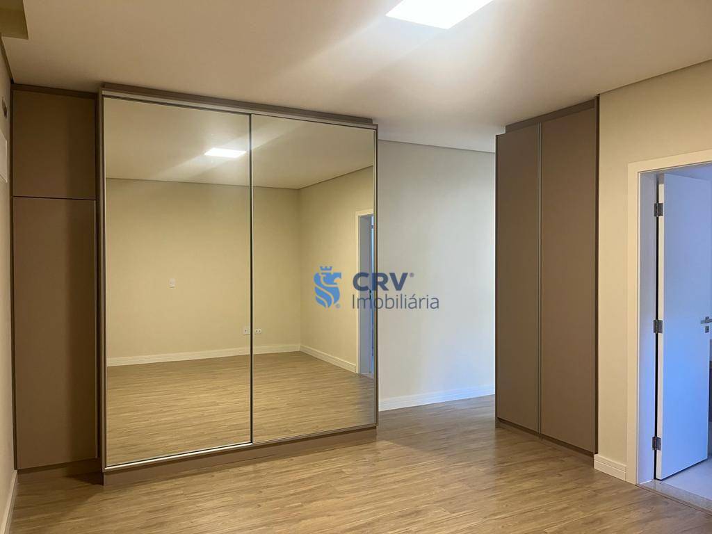 Sobrado para alugar com 4 quartos, 338m² - Foto 12