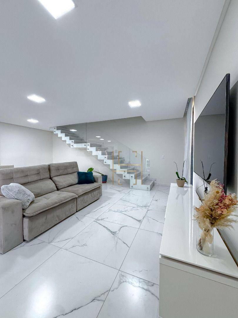 Casa de Condomínio à venda com 4 quartos, 235m² - Foto 7
