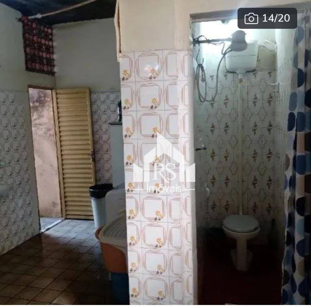 Casa à venda com 4 quartos, 1m² - Foto 12