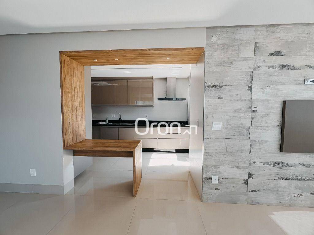 Apartamento à venda com 3 quartos, 207m² - Foto 6