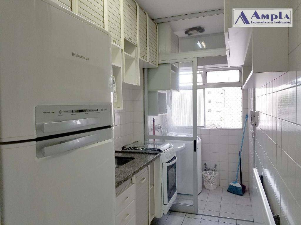 Apartamento à venda com 2 quartos, 56m² - Foto 12