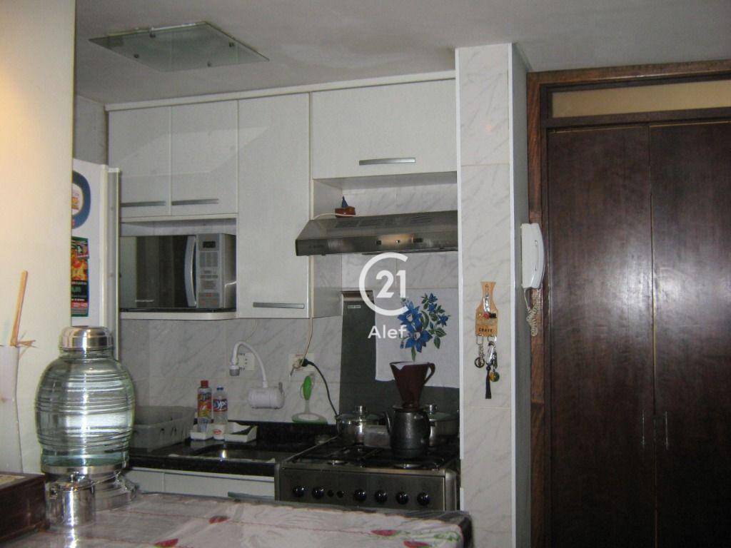 Apartamento à venda com 1 quarto, 50m² - Foto 7