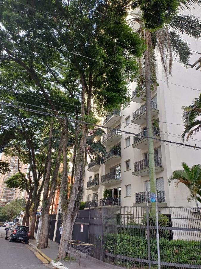 Apartamento à venda com 3 quartos, 230m² - Foto 2