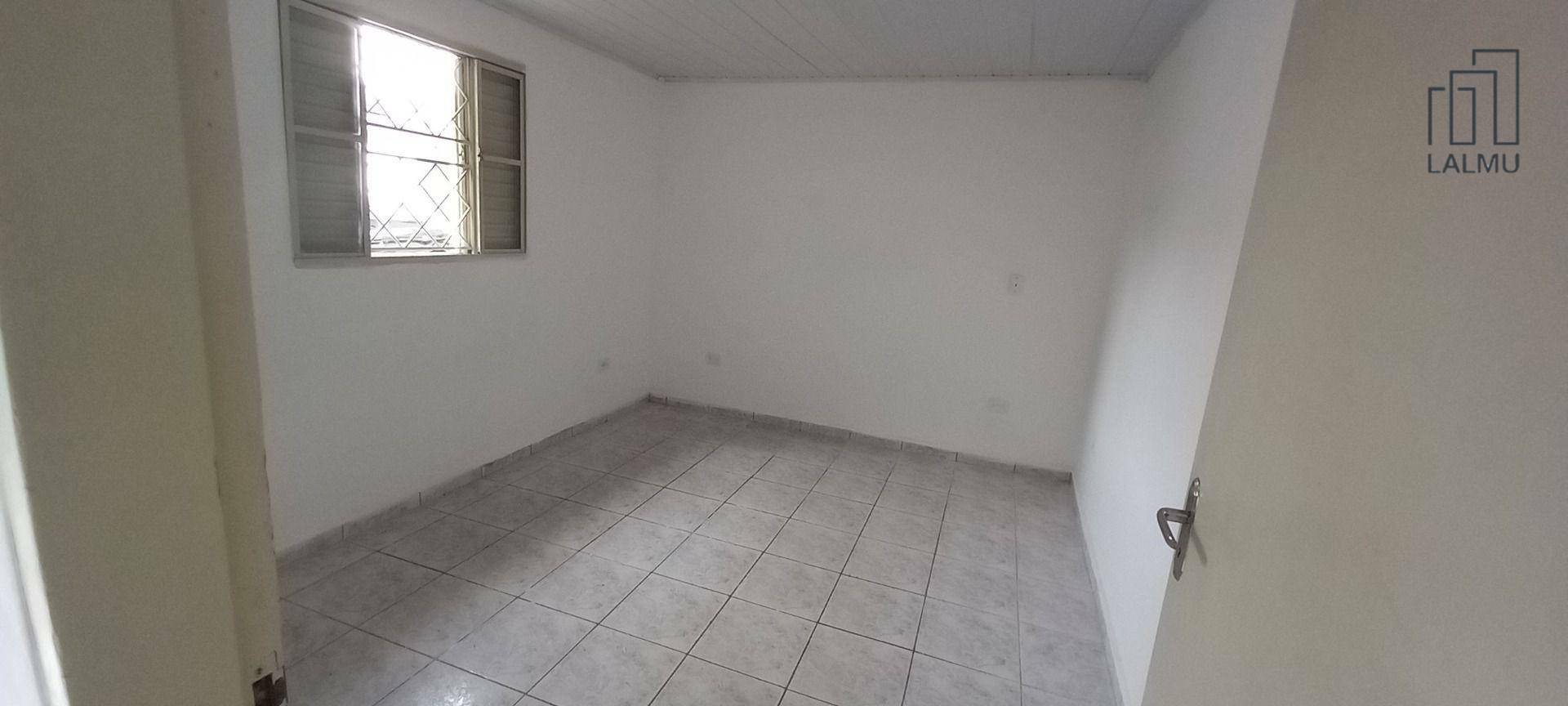 Casa de Condomínio para alugar com 1 quarto, 35m² - Foto 1