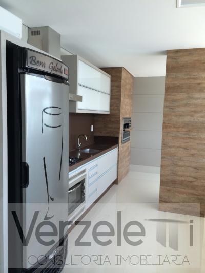 Apartamento à venda com 4 quartos, 140m² - Foto 12