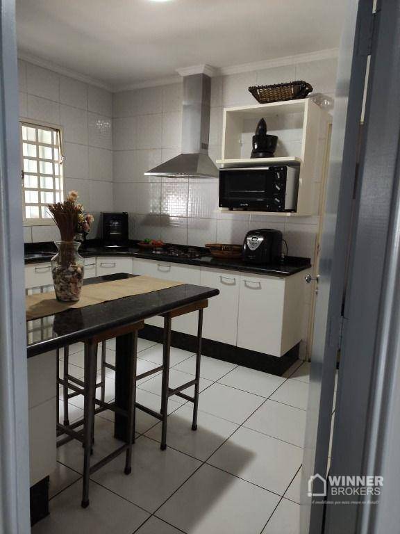 Sobrado à venda com 4 quartos, 270m² - Foto 8