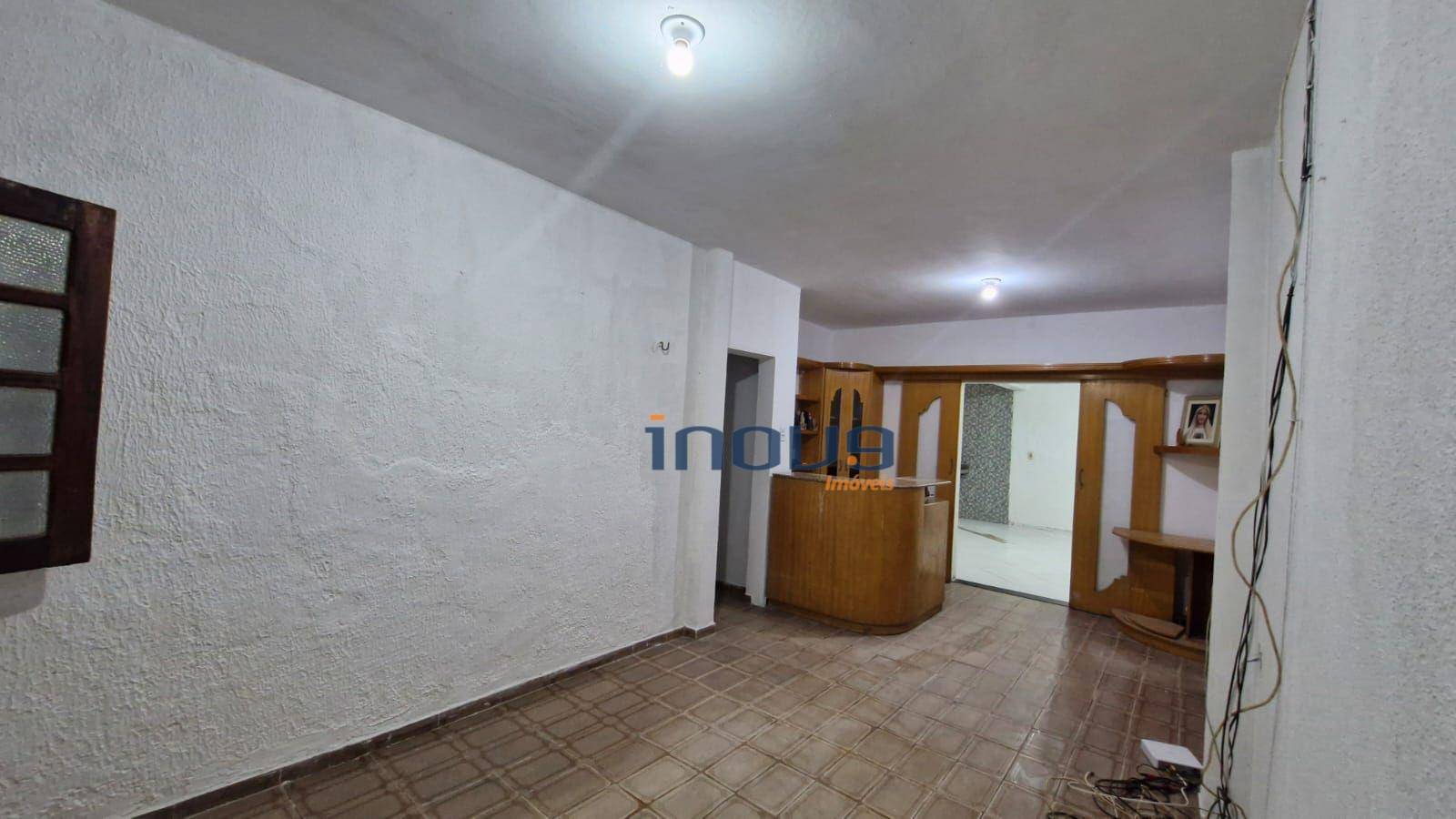 Casa à venda e aluguel com 5 quartos, 192m² - Foto 7