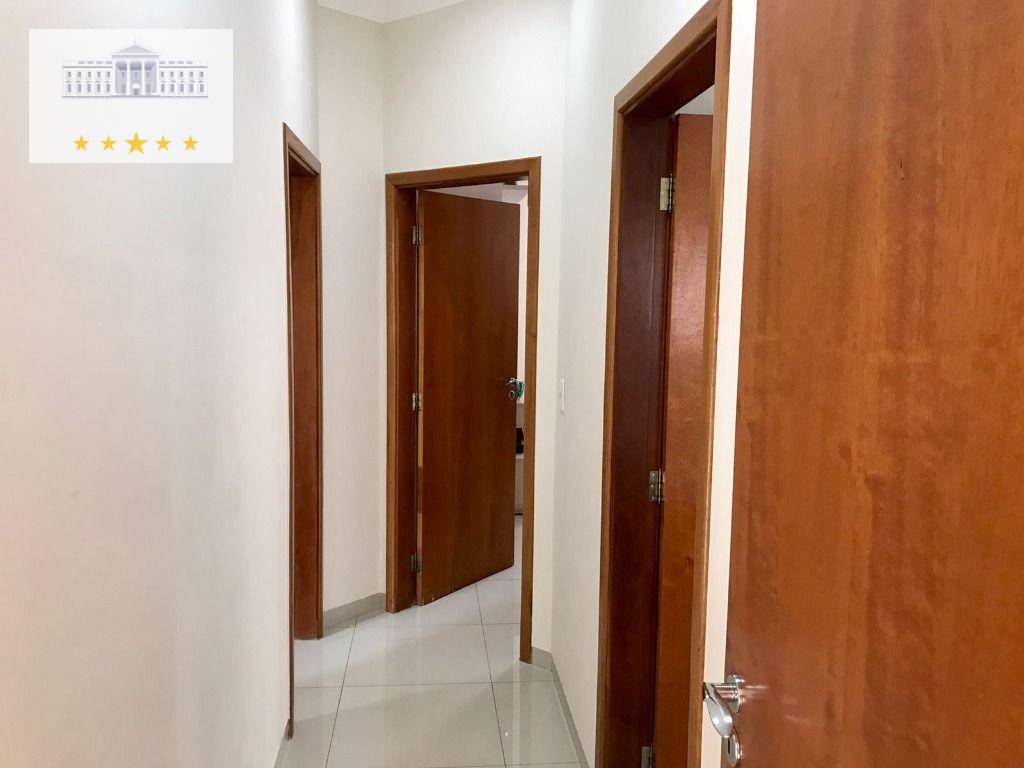 Casa à venda com 3 quartos, 351m² - Foto 19